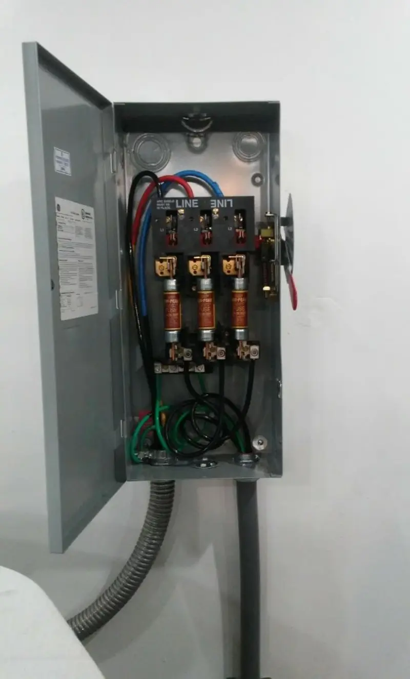 Three-phase disconnect switch installed for Electrical Wiring & Rewiring in Kings Grant